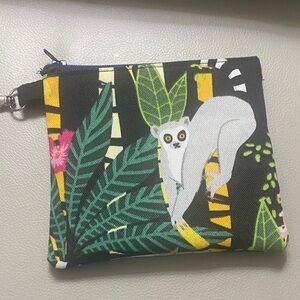 Tropical Lemur Accessory Pouch